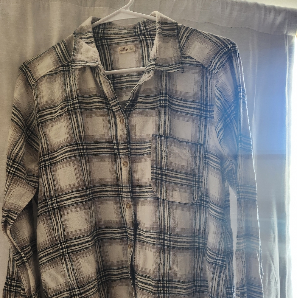 Women's Hollister Flannel-Size: l